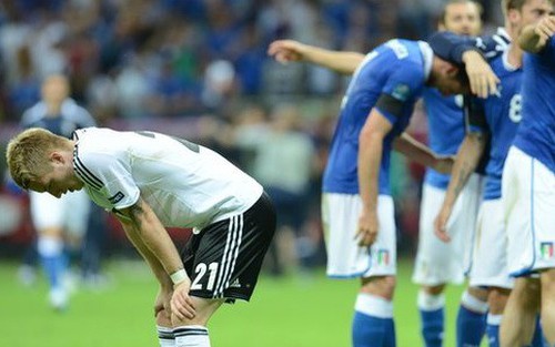 Đức mới là đội vô địch EURO 2012 về kinh tế